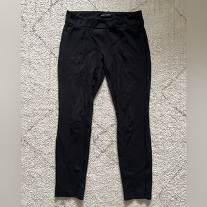 Black leggings pants